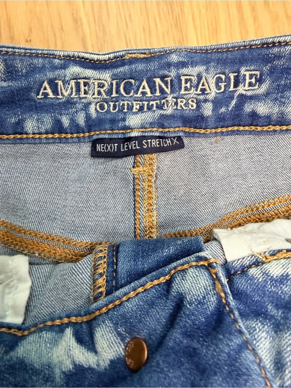 AMERICAN EAGLE OUTFITTERS Next Level Stretch X  Distressed High Rise Shorts Sz 8 - Picture 6 of 11